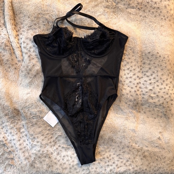Elegant Black Lace Bodysuit, No Snap - Size Medium - NEW with Tags - Picture 10 of 12